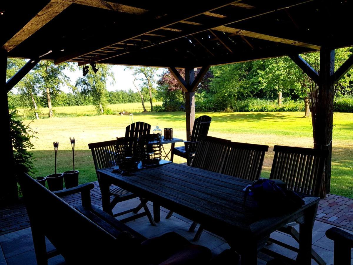 Bed and Breakfast Aljemint Oentsjerk Экстерьер фото