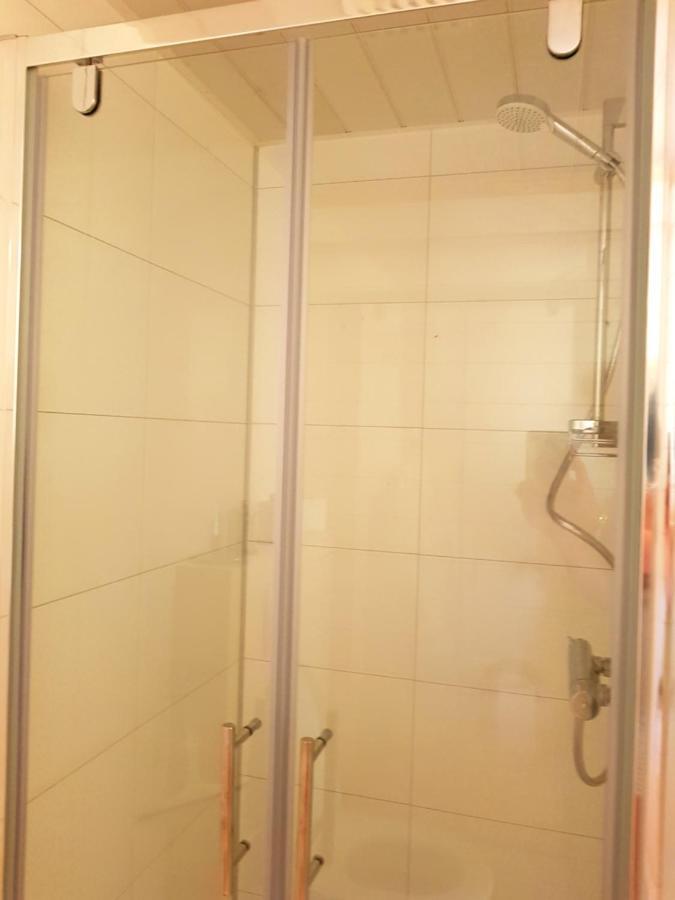 Bed and Breakfast Aljemint Oentsjerk Экстерьер фото