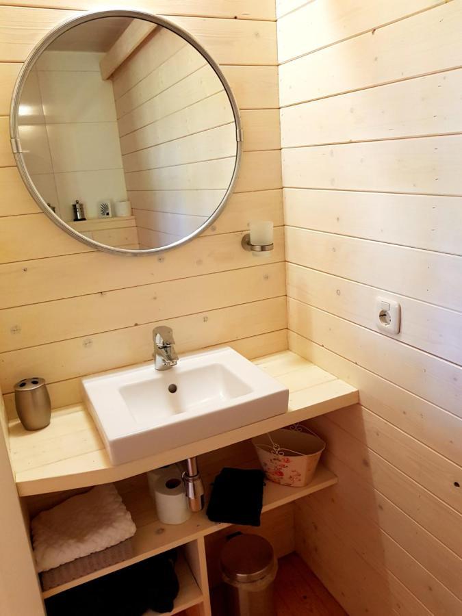 Bed and Breakfast Aljemint Oentsjerk Экстерьер фото